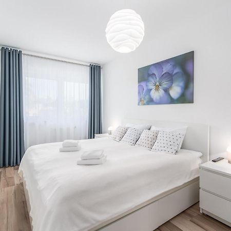 Seaside Breeze Stylish Apartment Balcony & Parking By Noclegi Renters Miedzyzdroje Buitenkant foto